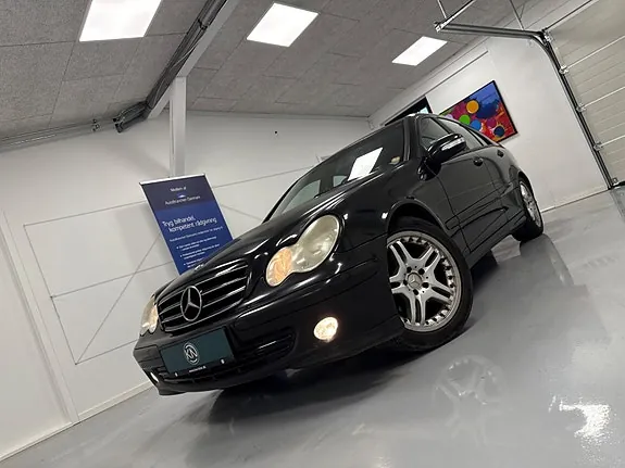 Mercedes-Benz C180