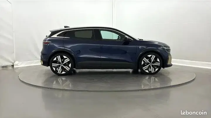 Renault Megane 2023 photo 4