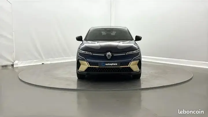 Renault Megane 2023 photo 2