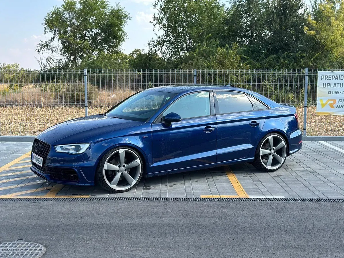 Audi A3 2016 photo 2