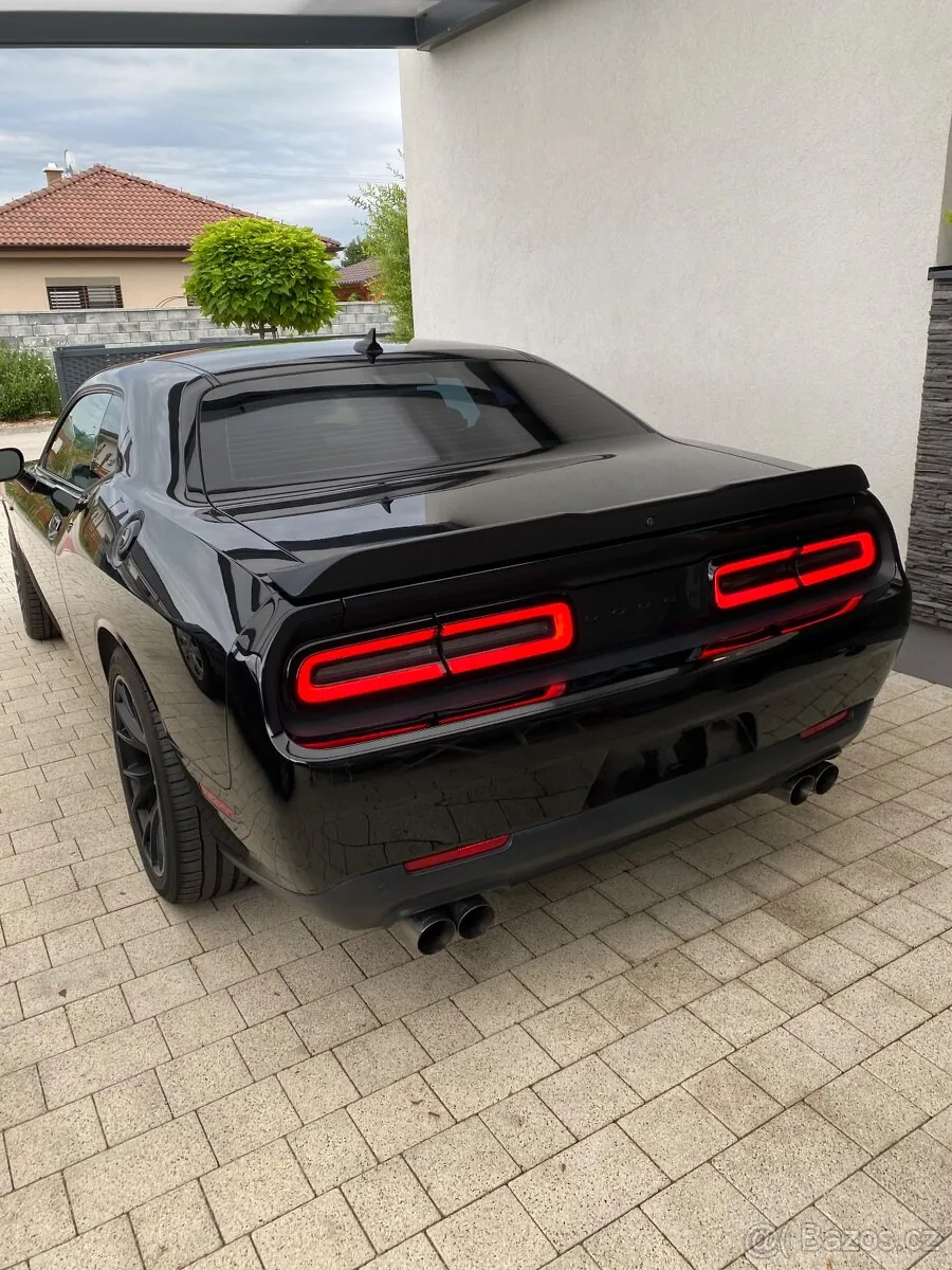 Dodge Challenger 2018 photo 5