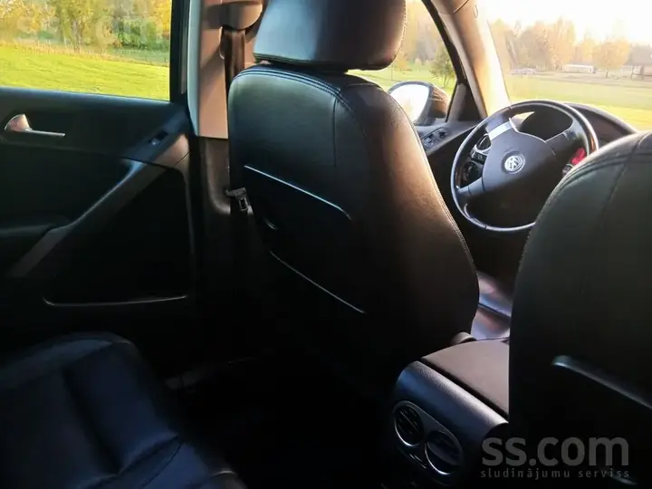 Volkswagen Tiguan 2008 photo 5