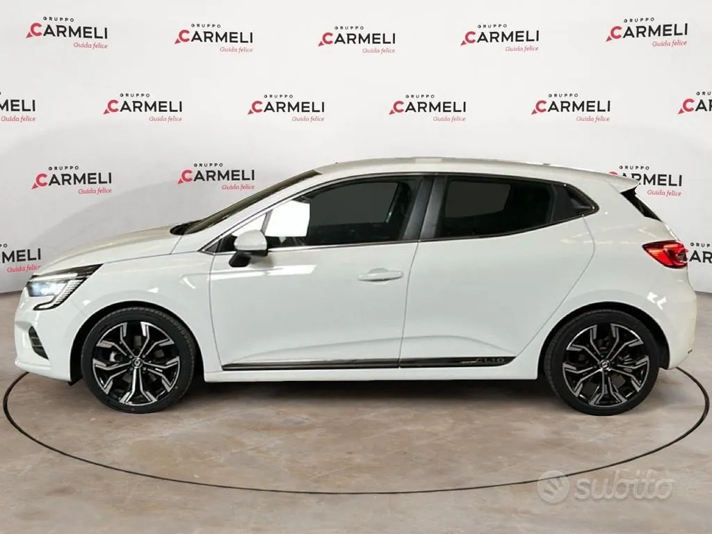 Renault Clio 2022 photo 2