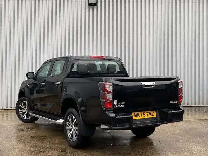 Isuzu D-Max 2025 photo 2