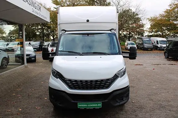 Iveco Daily 2021 photo 2