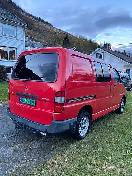 Toyota Hiace 2008 photo 3