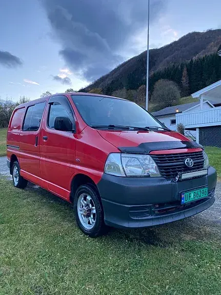 Toyota Hiace 2008 photo 2