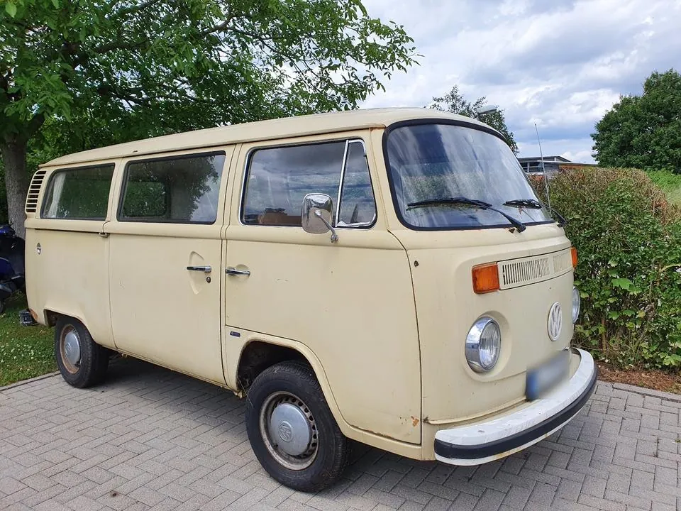 Volkswagen Bus T2 Bulli