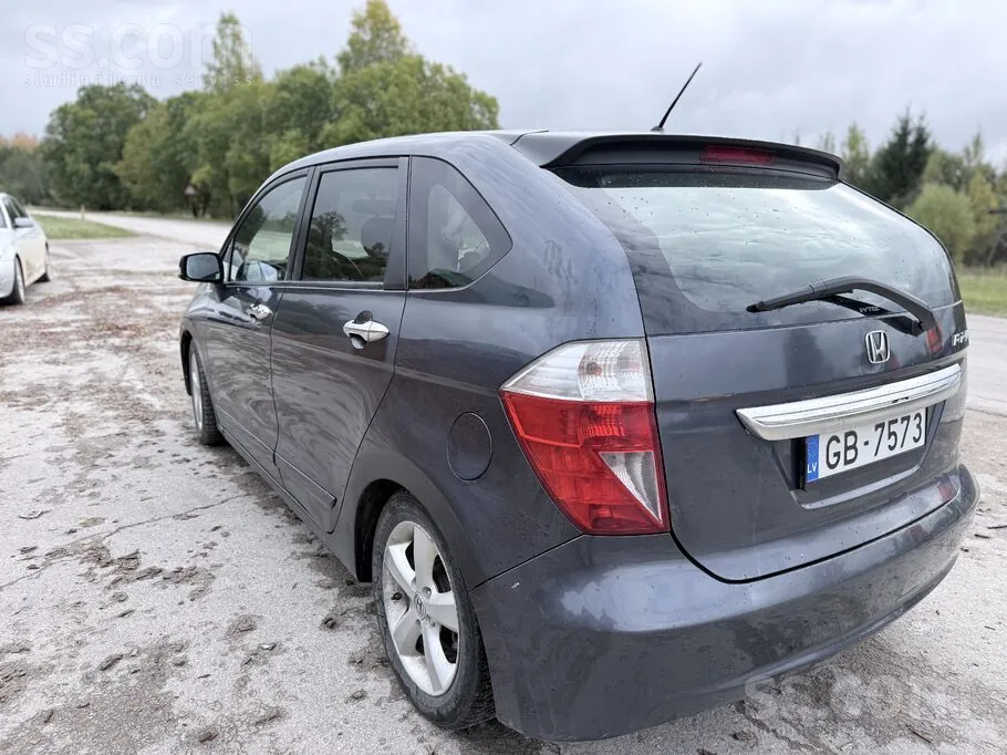 Honda Fr-V 2006 photo 4