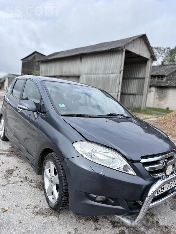 Honda Fr-V 2006 photo 2