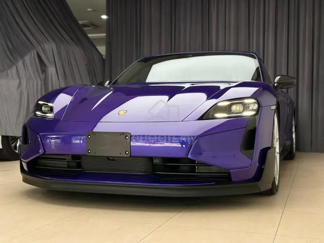 Porsche Taycan Turbo Gt Weissach