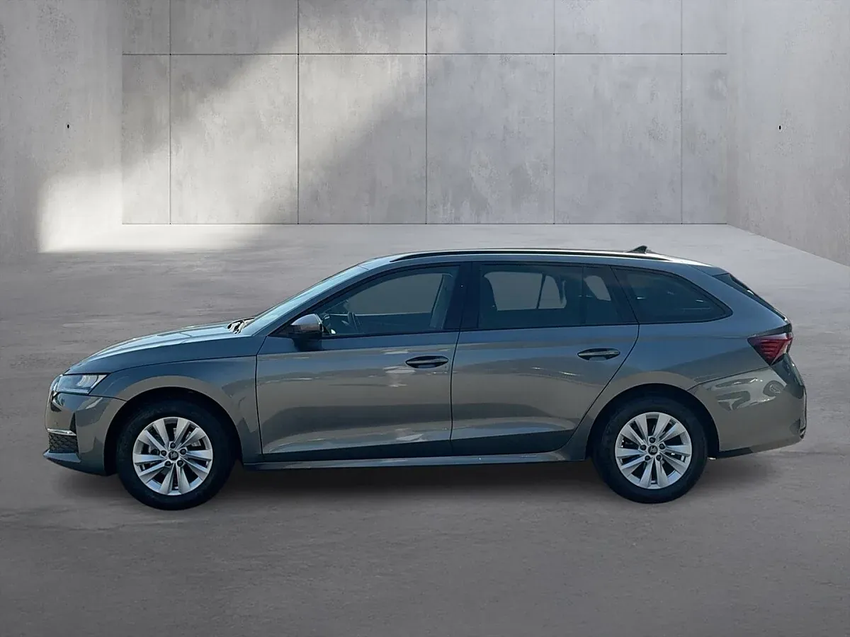 Skoda Octavia 2025 photo 2