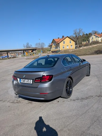 BMW 528I 2011 photo 3