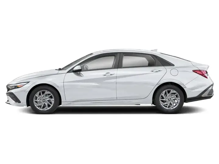 Hyundai Elantra 2025 photo 3