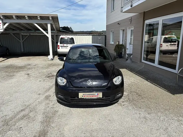 Volkswagen Beetle 2012 photo 2