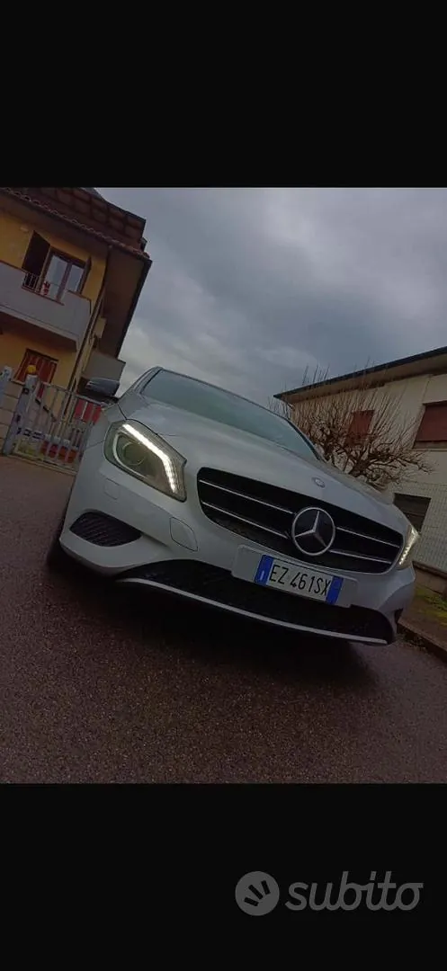 Mercedes-Benz A 2015 photo 4