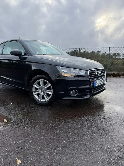 Audi A1 2011 photo 2