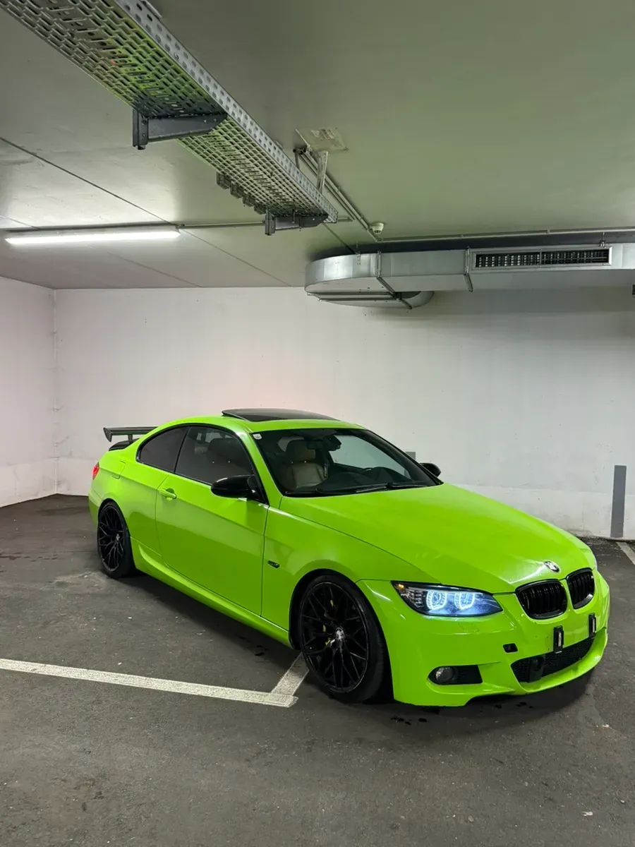 BMW 3 Series 2008 photo 3