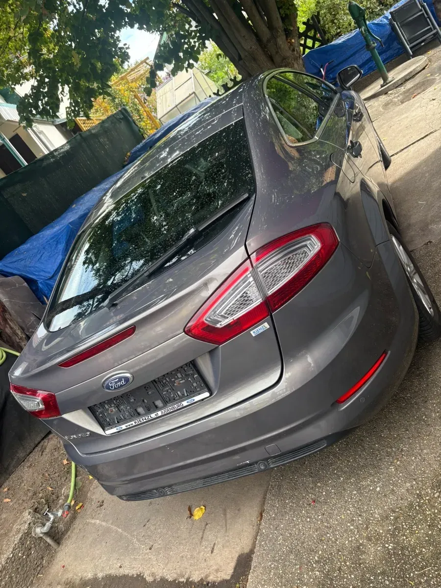 Ford Mondeo 2012 photo 2
