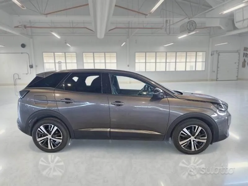 Peugeot 3008 2022 photo 3