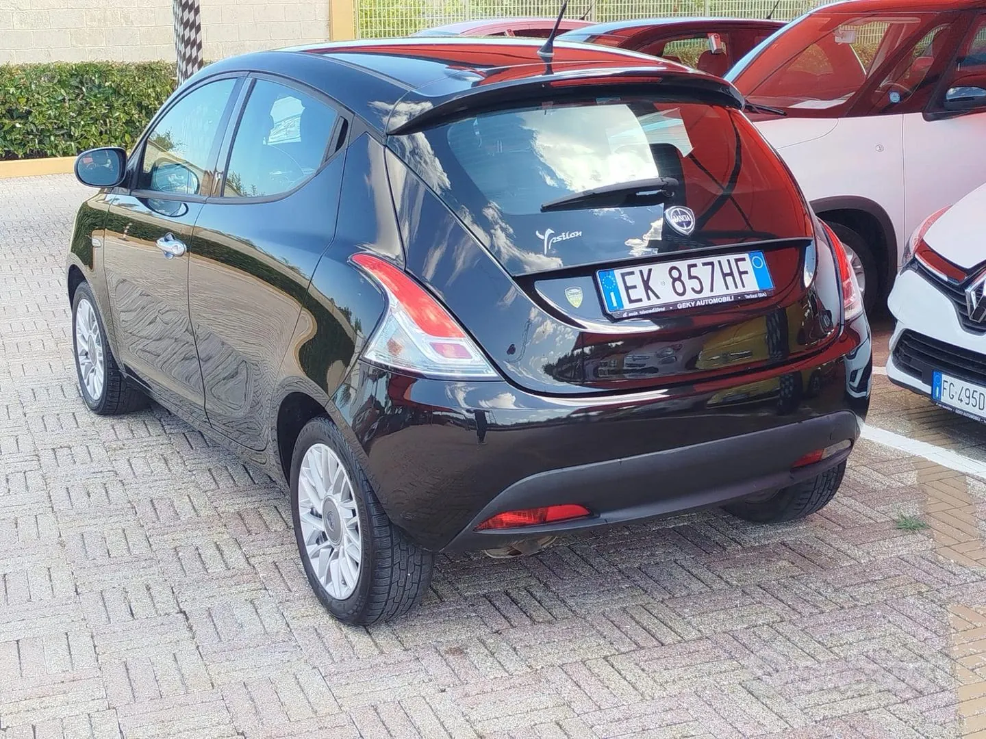 Lancia Ypsilon 2011 photo 2