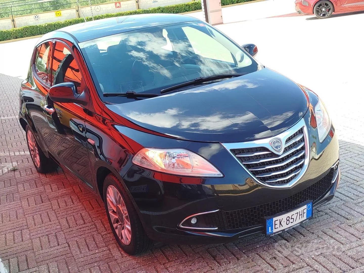 Lancia Ypsilon
