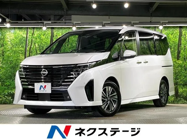 Nissan Serenade