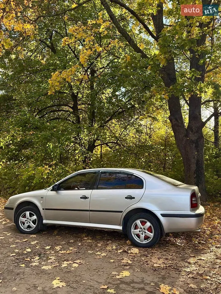 Skoda Octavia 2004 photo 3