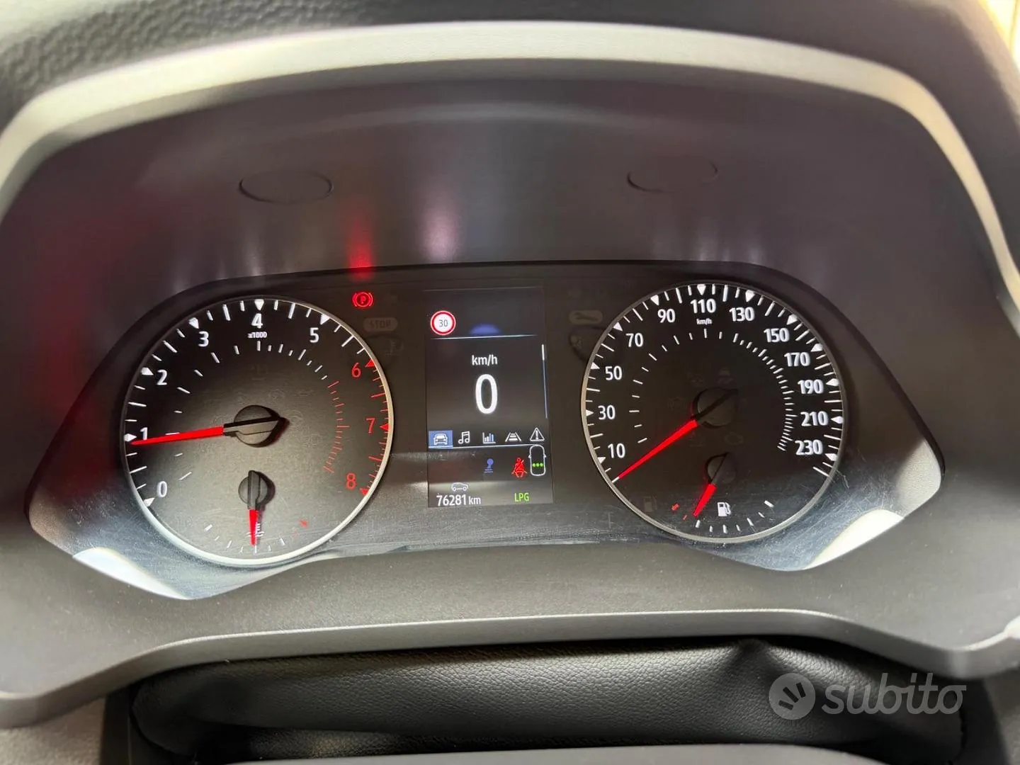 Renault Captur 2023 photo 2