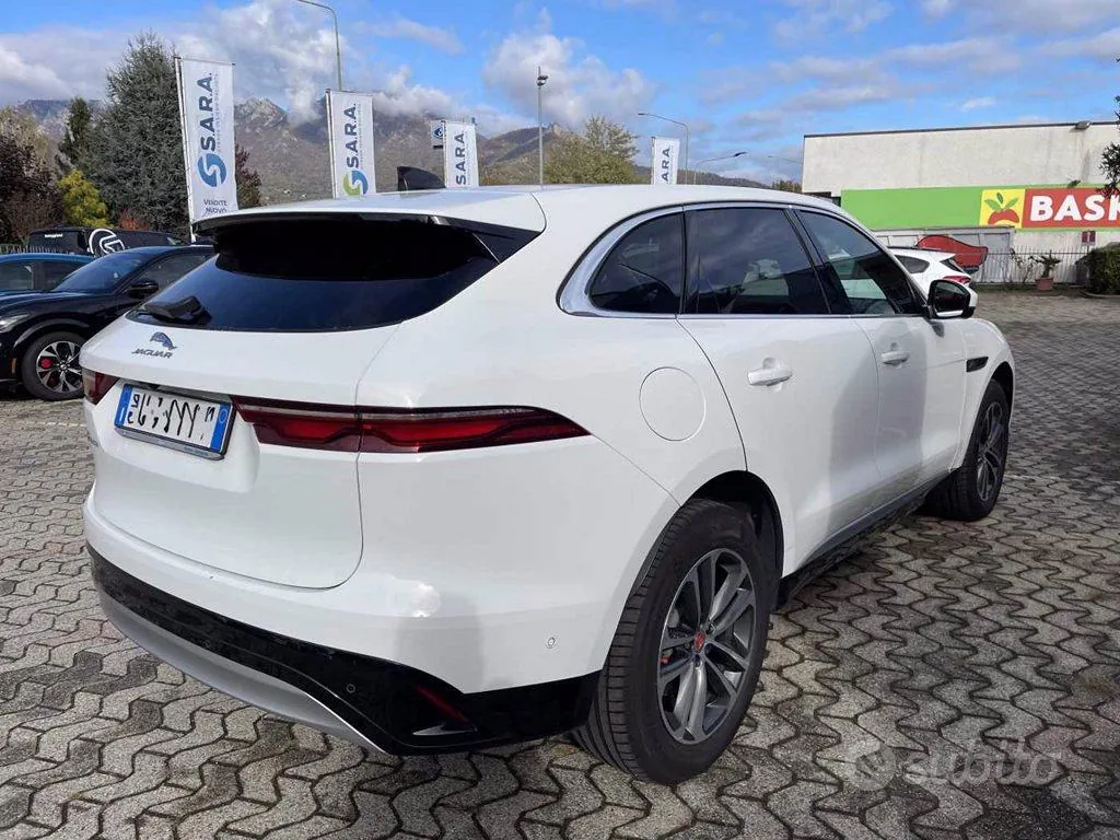 Jaguar F-Pace 2021 photo 5