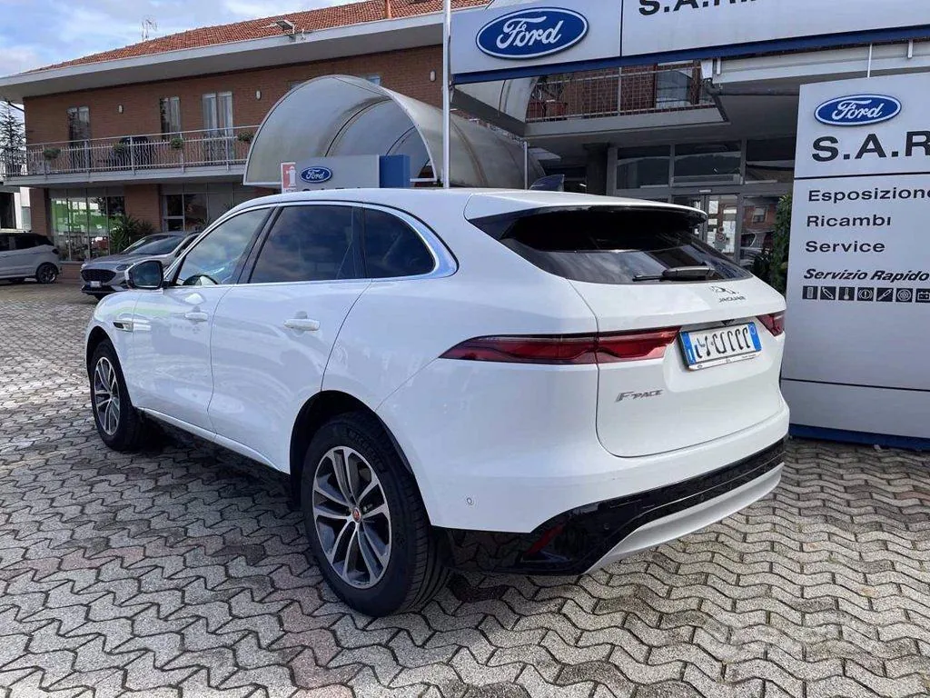 Jaguar F-Pace 2021 photo 3