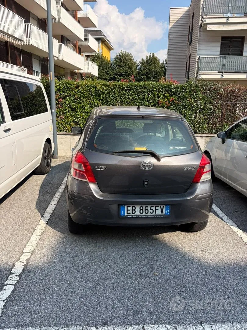 Toyota Yaris 2010 photo 5