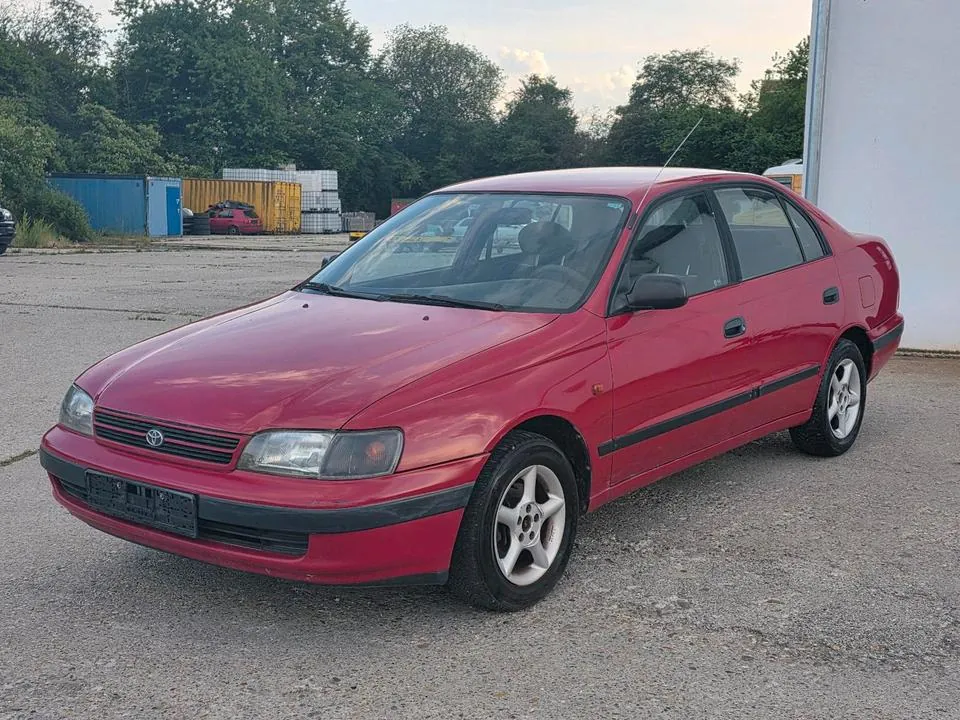 Toyota Carina