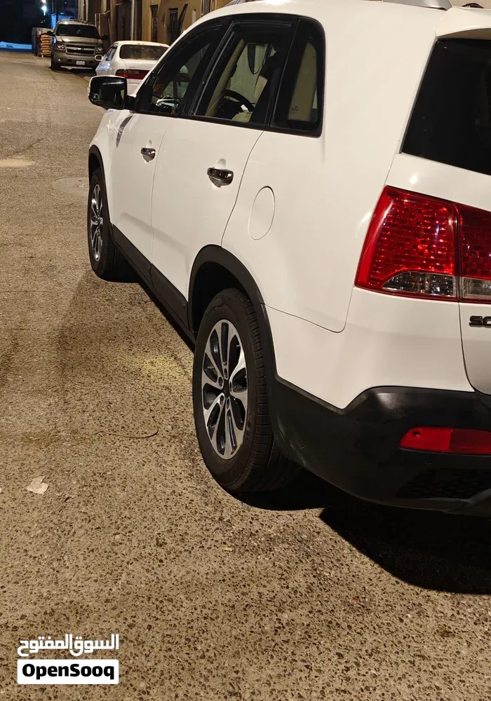 Kia Sorento 2012 photo 3