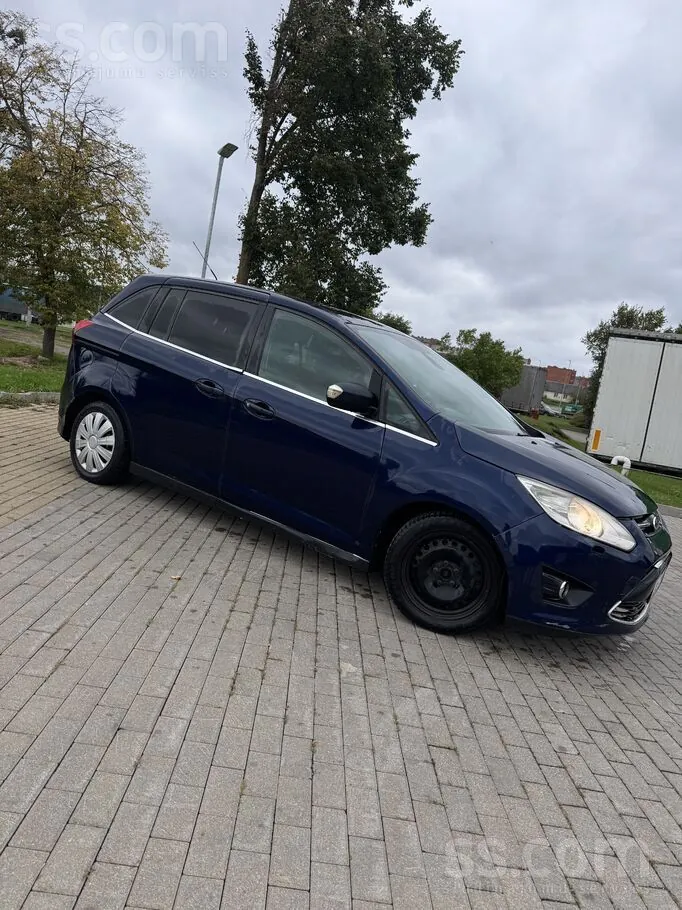 Ford C-Max 2011 photo 2