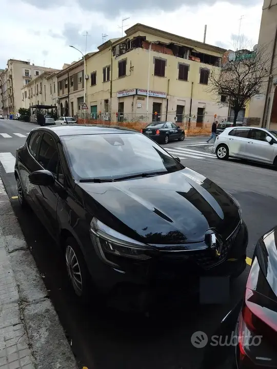 Renault Clio 2021 photo 2