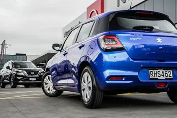Suzuki Swift 2025 photo 4