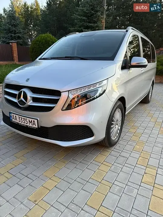 Mercedes-Benz V-Class 2020 photo 3