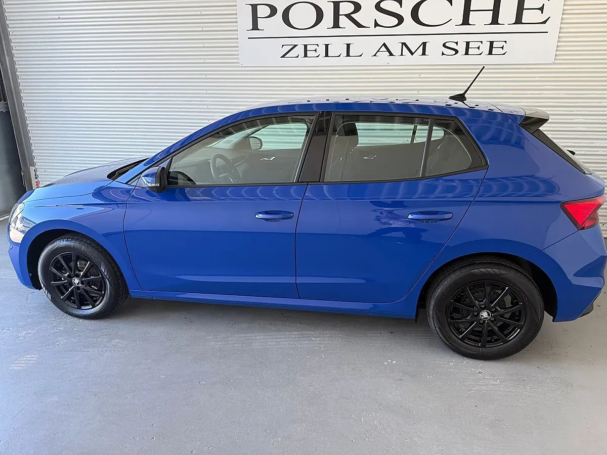 Skoda Fabia 2023 photo 3