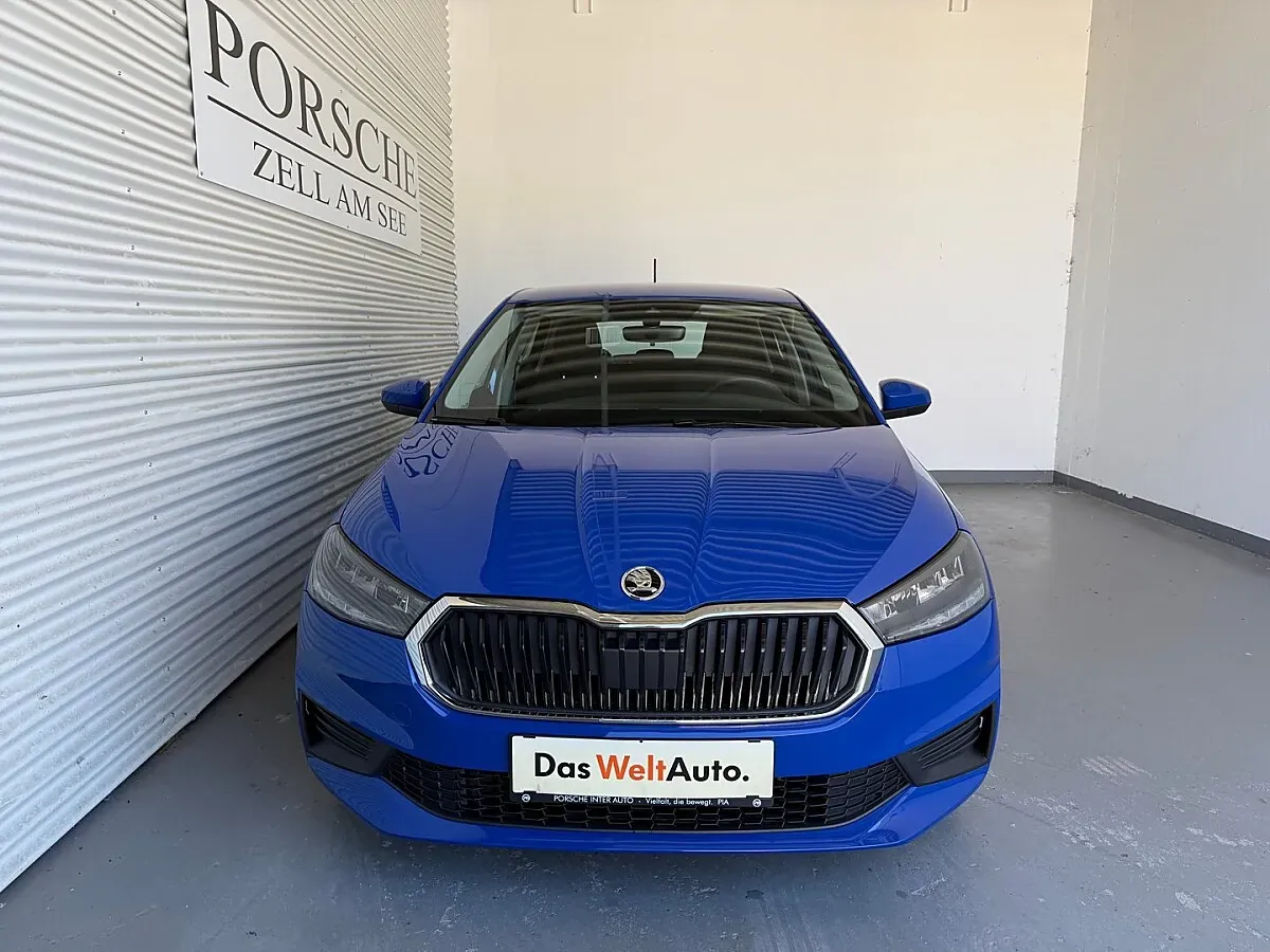 Skoda Fabia 2023 photo 2