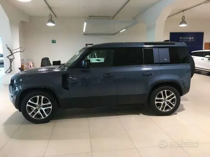 Land Rover Defender 110 2020 photo 3