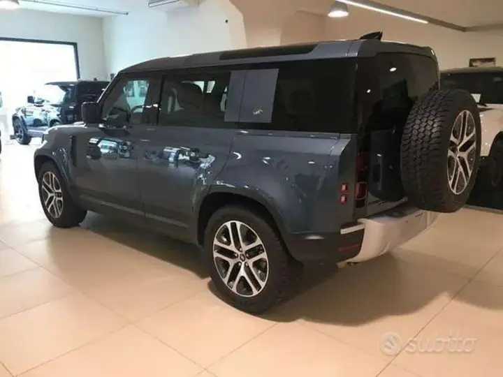 Land Rover Defender 110 2020 photo 4