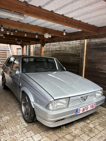 Alfa Romeo 75