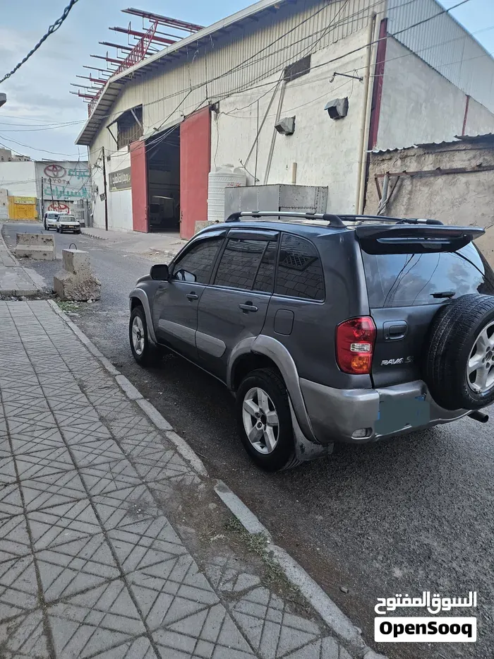 Toyota Rav4 2004 photo 4
