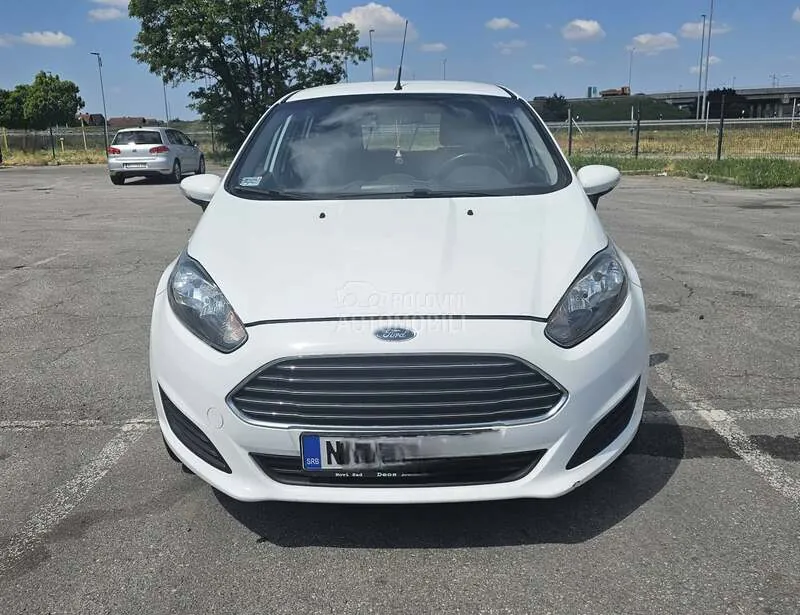 Ford Fiesta 2015 photo 3