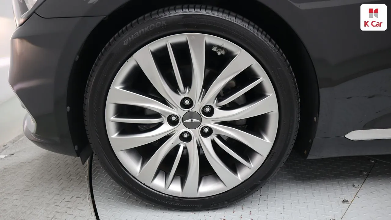 Genesis G80 2018 photo 5