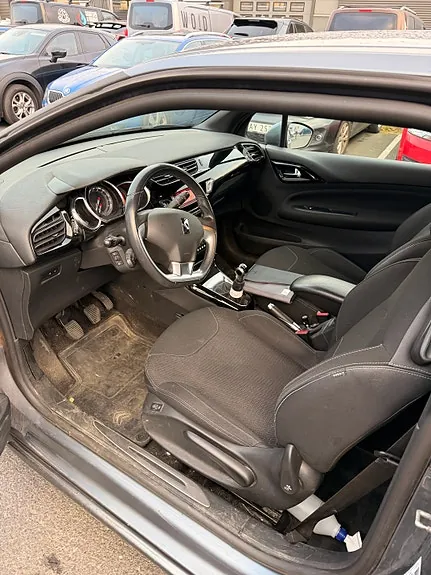 Citroen Ds3 2012 photo 2