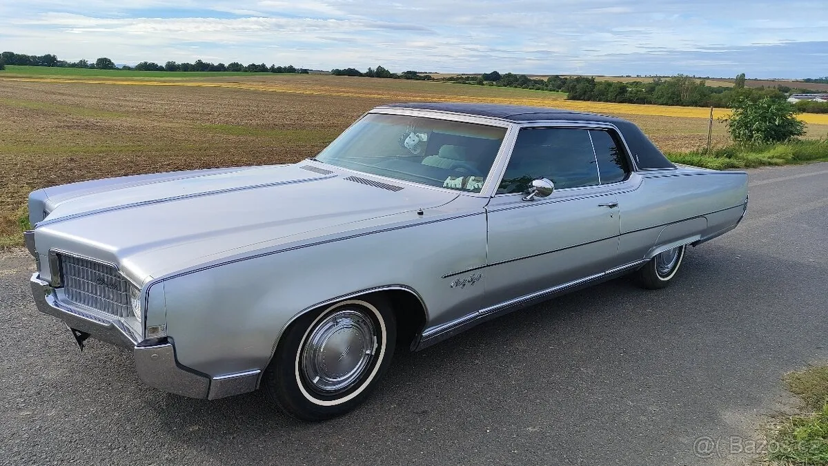 Oldsmobile 98 Coupe 1969 photo 4