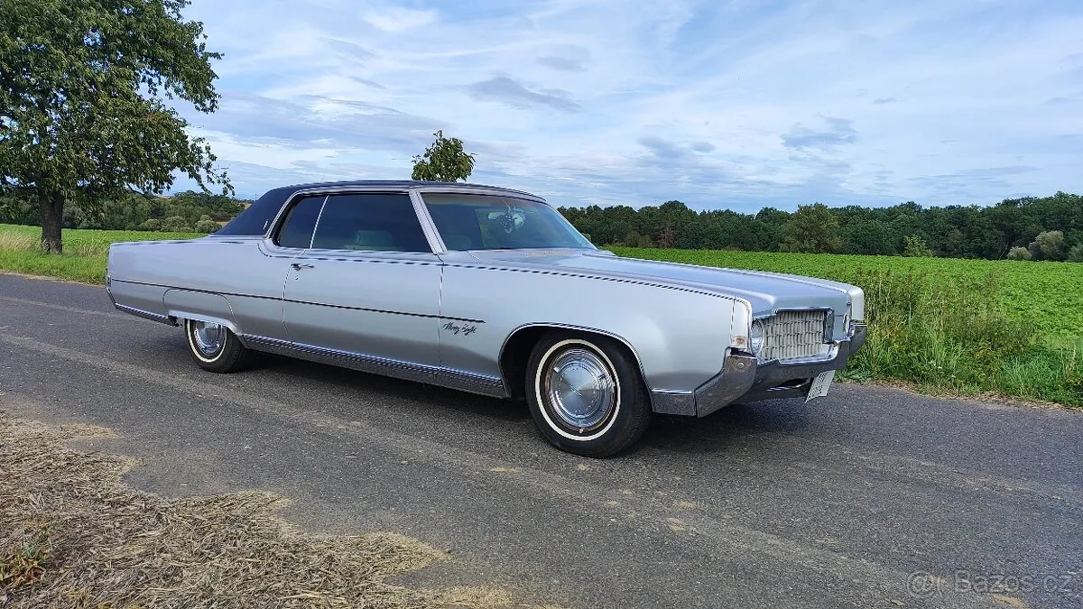 Oldsmobile 98 Coupe