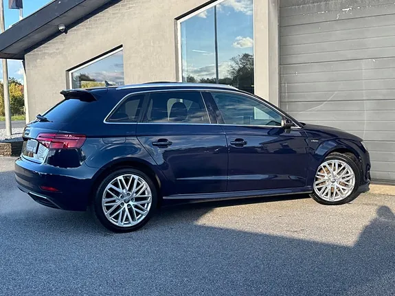 Audi A3 2017 photo 4